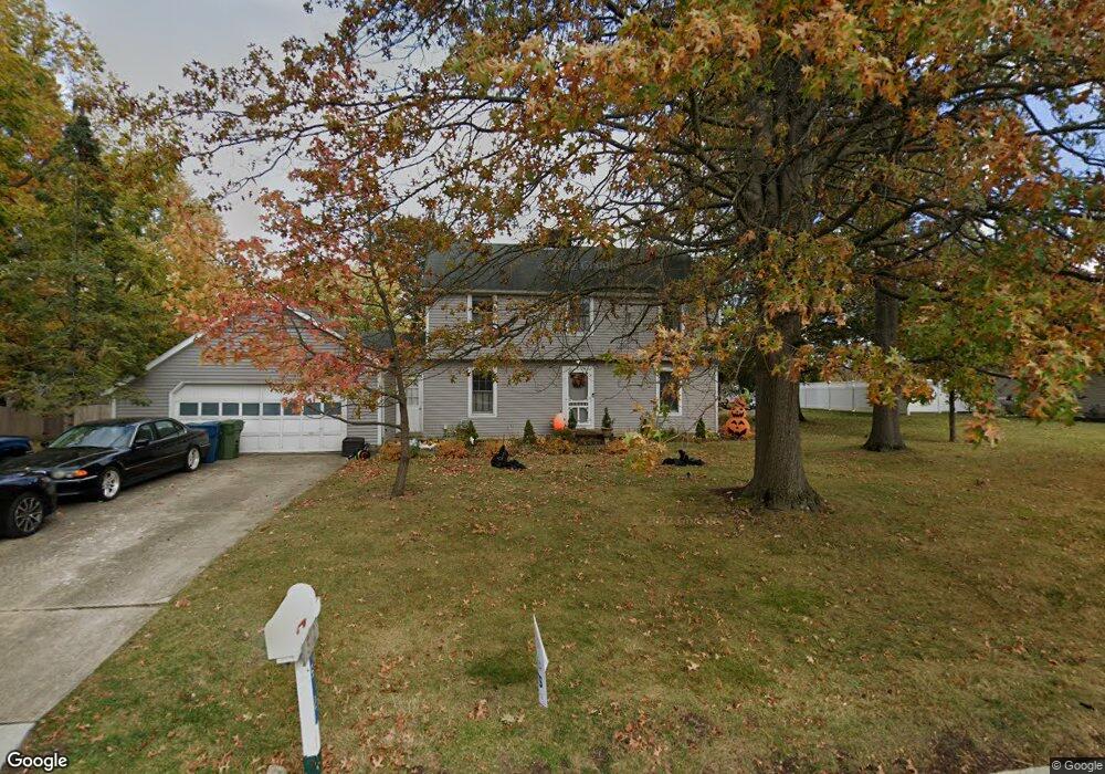 512 Fairwood Dr, Marysville, OH 43040 - photo 1