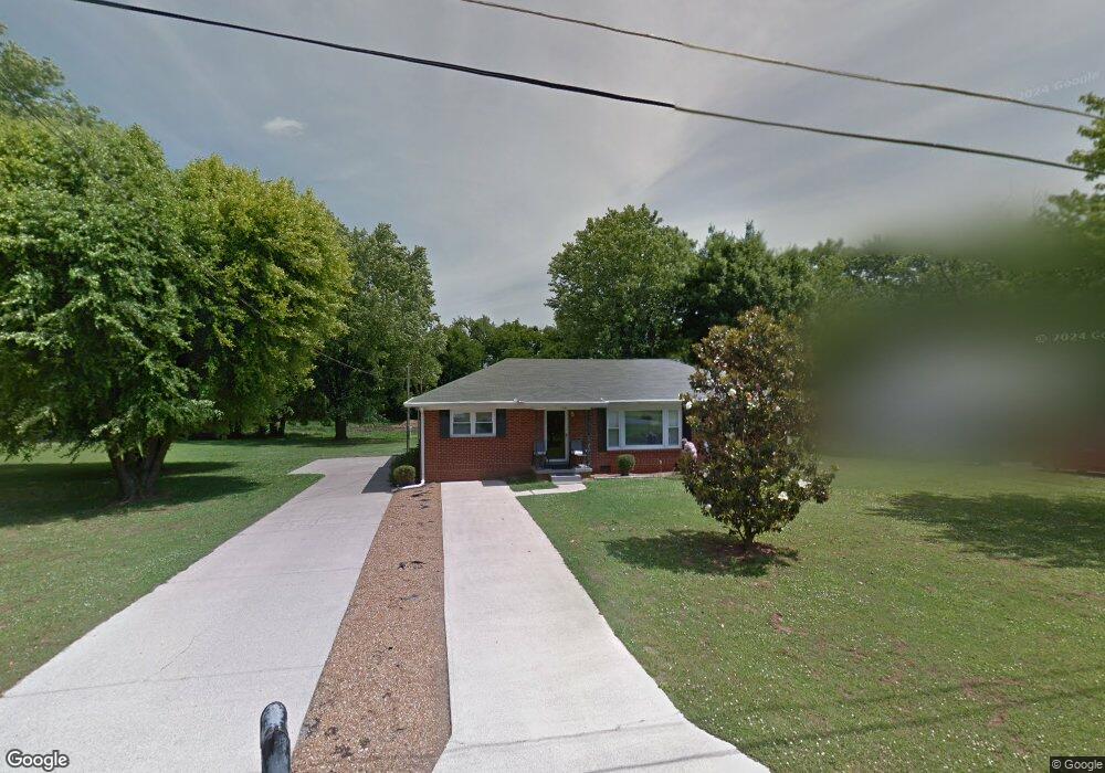 114 Pickle St, Shelbyville, TN 37160 - photo 1