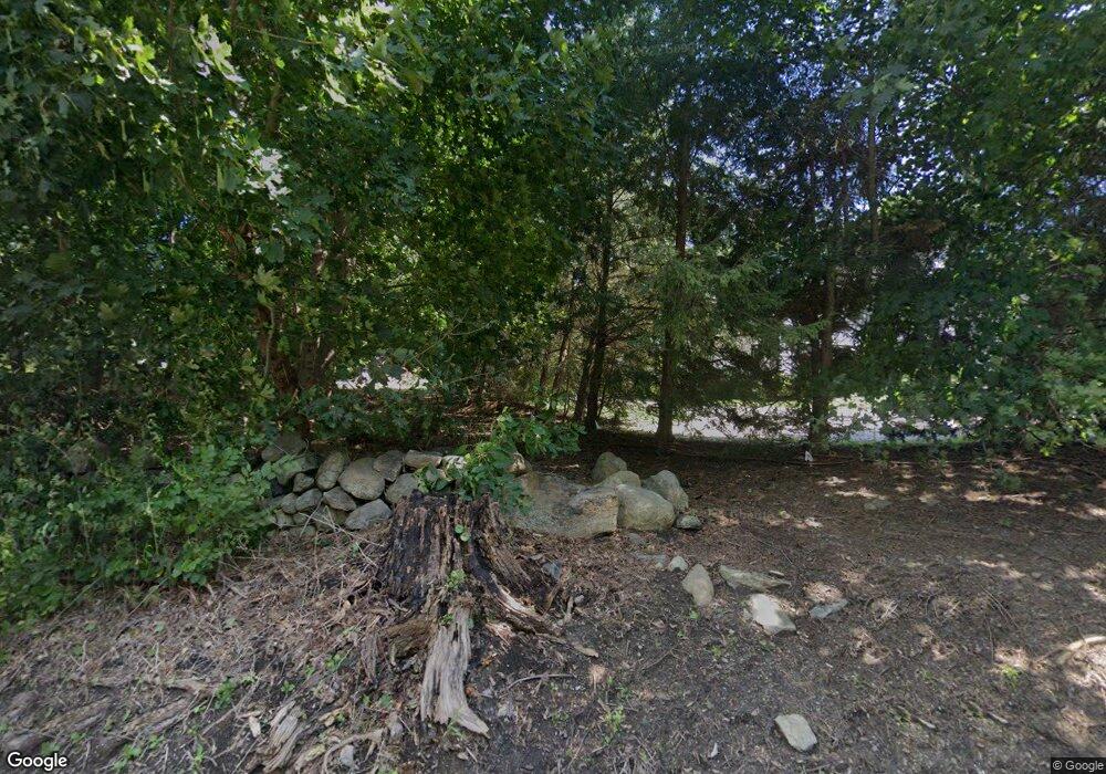 956 South Ave, New Canaan, CT 06840 - photo 1