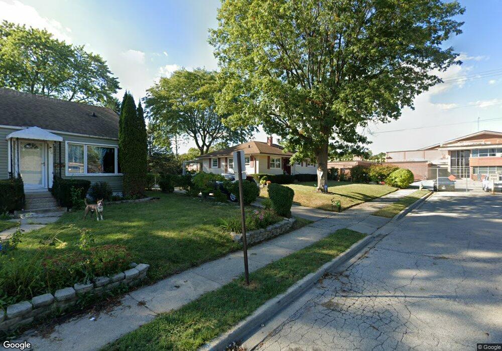 202 N Sumac Ave, Waukegan, IL 60085 - photo 1