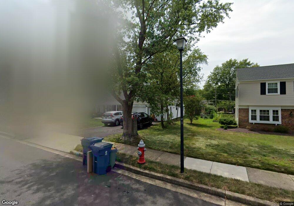 4422 Middle Ridge Dr, Fairfax, VA 22033 - photo 1