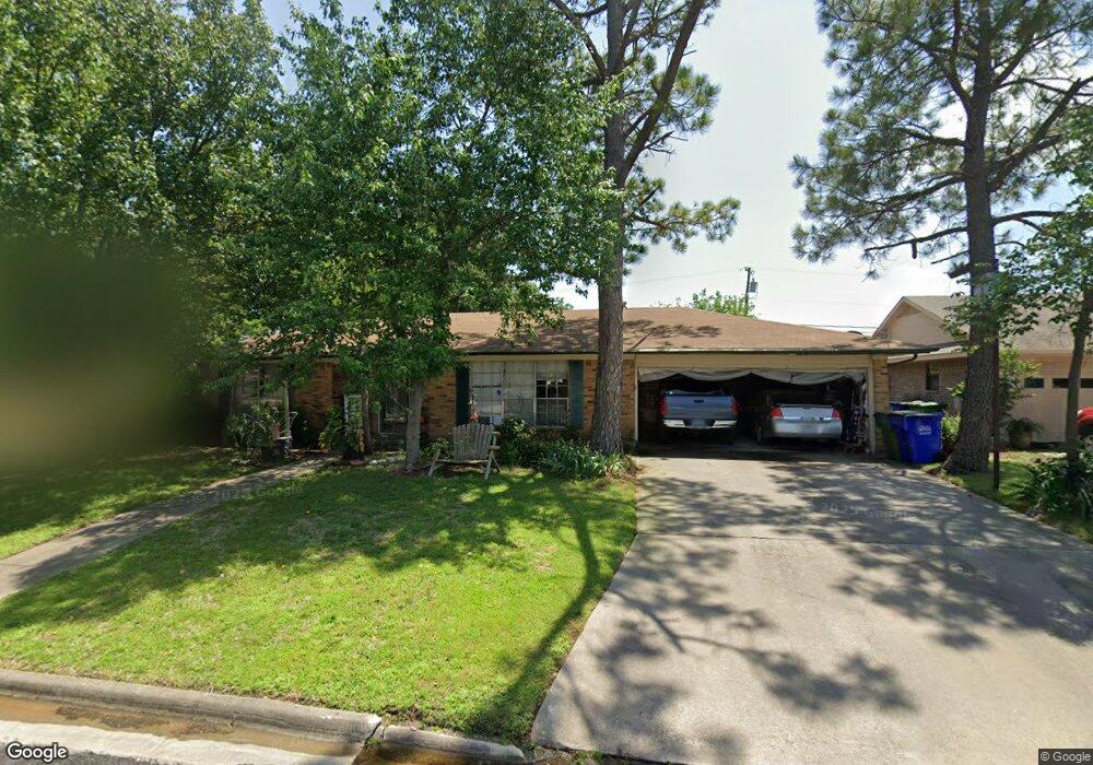 207 Texoma Dr, Whitesboro, TX 76273 - photo 1