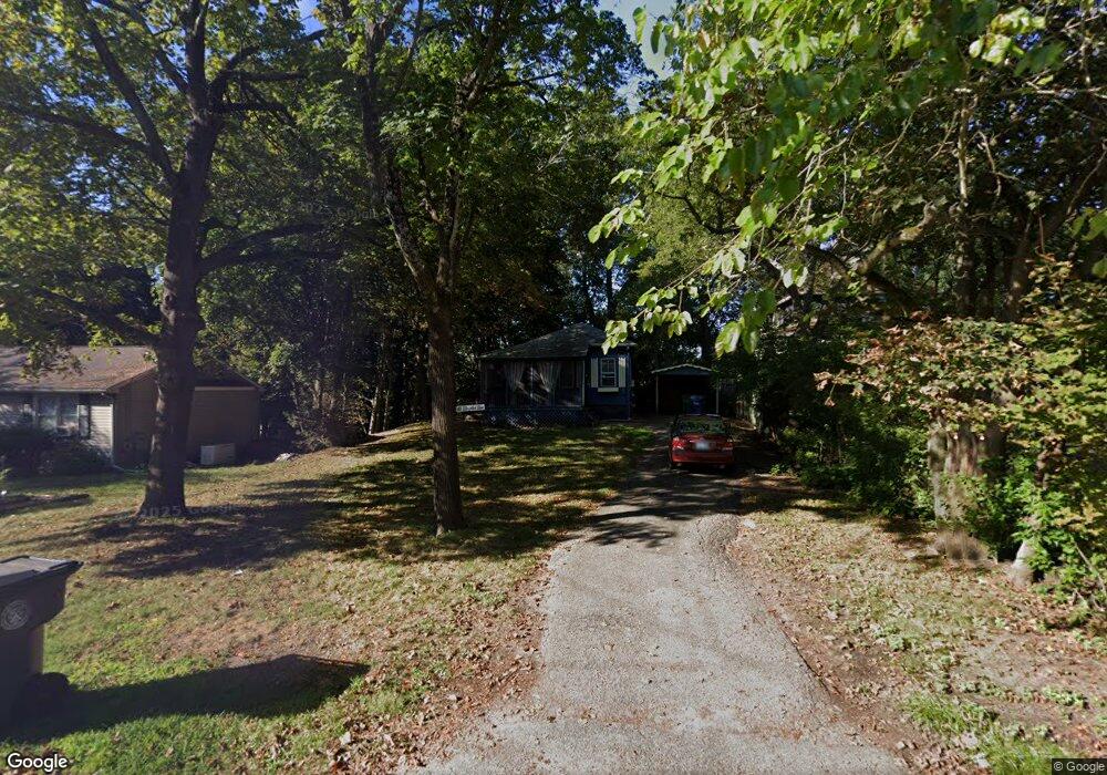 40 Staples Ave, Warwick, RI 02886 - photo 1