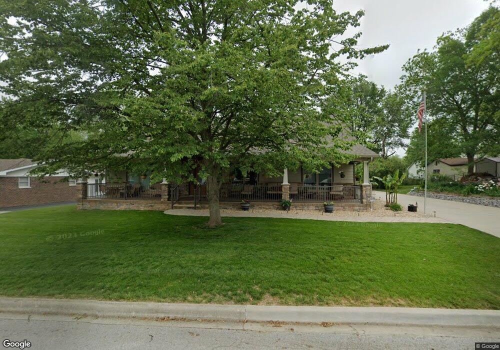 706 Kessler Rd, Freeburg, IL 62243 - photo 1