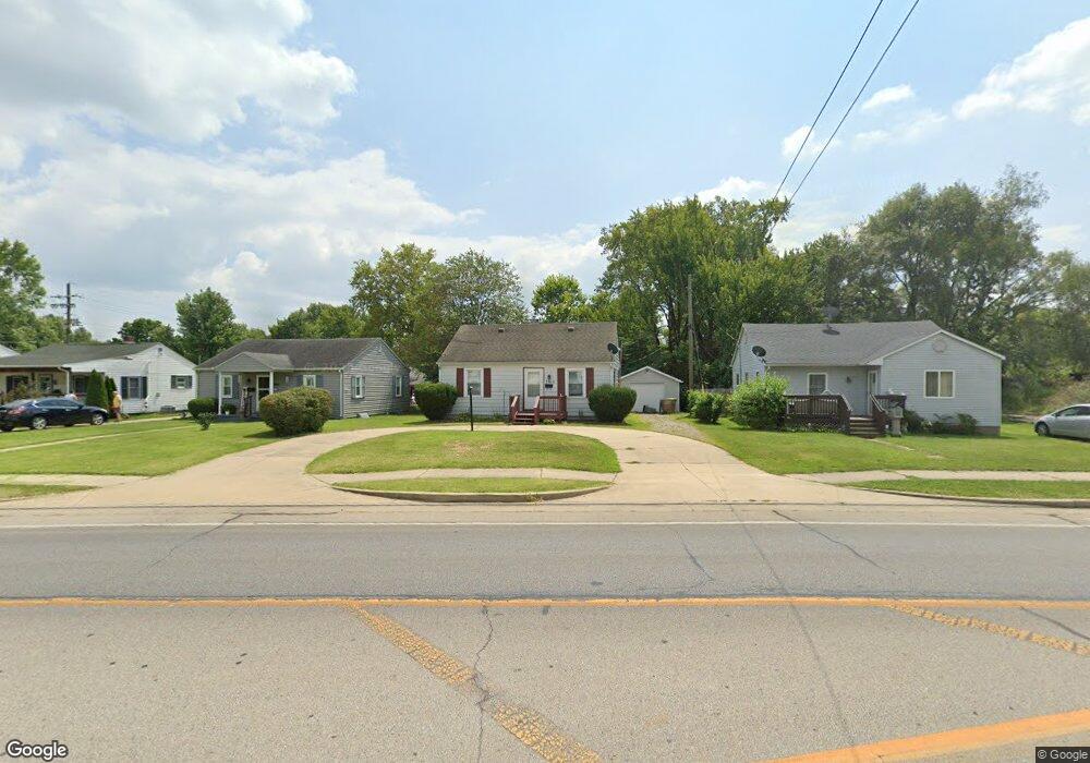 2915 17th St, Columbus, IN 47201 - photo 1