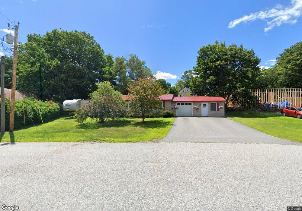 18 Oak St, Mechanic Falls, ME 04256 - photo 1