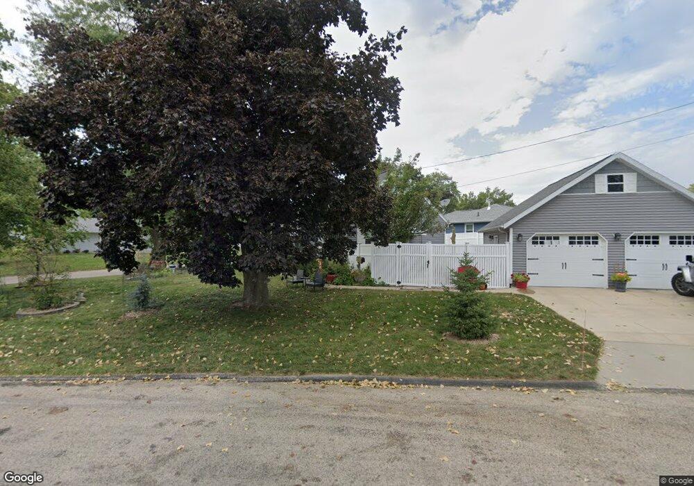 2804 14th Ave SE, Cedar Rapids, IA 52403 - photo 1