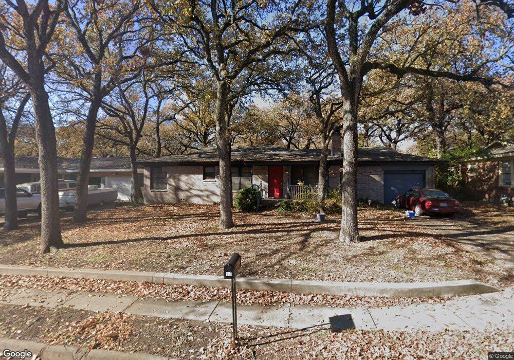 917 Glenda Dr, Bedford, TX 76022 - photo 1