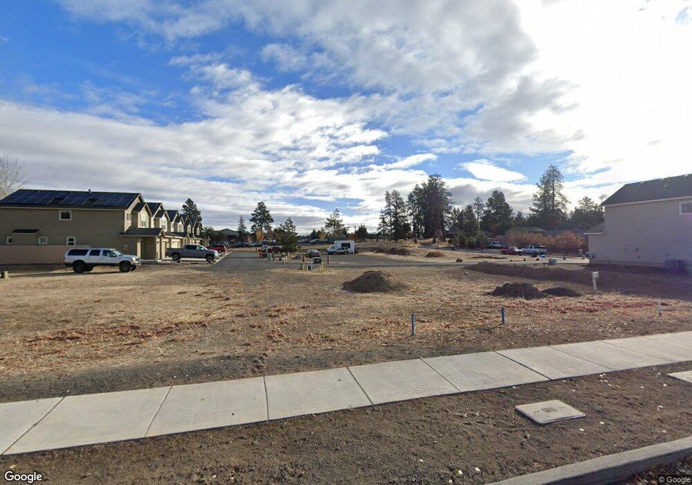 21069 NE Gracie Ln, Bend, OR 97701 - photo 1