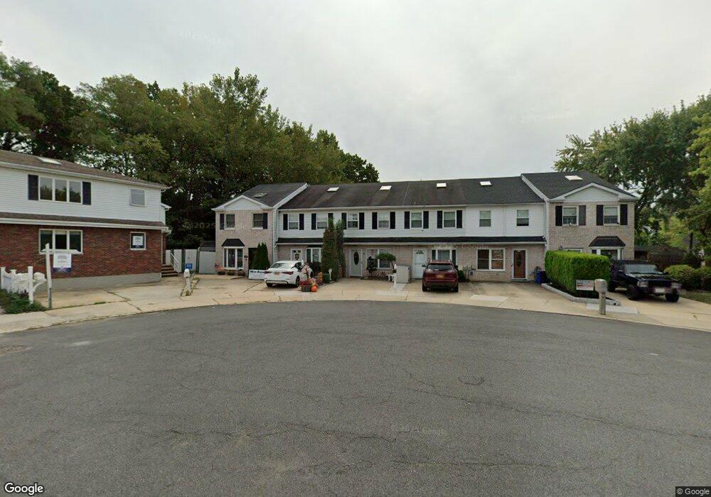 122 Blythe Place, Staten Island, NY 10306 - photo 1