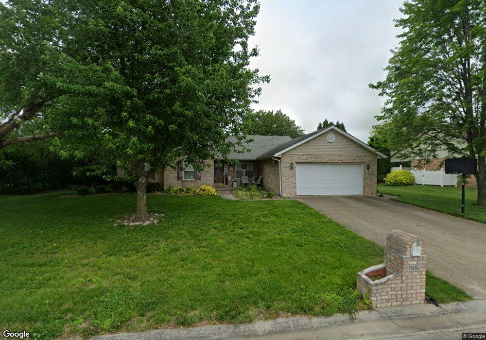 606 Red Oak Dr, Freeburg, IL 62243 - photo 1