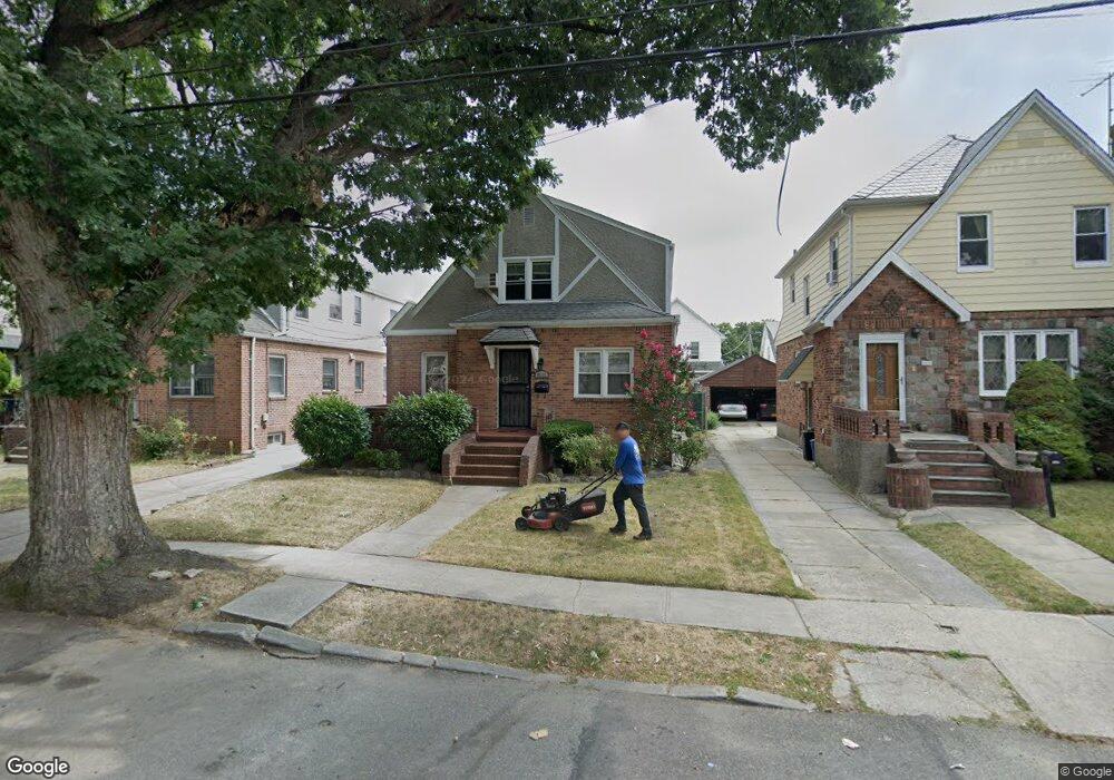 46-33 158th St unit 2nd Fl, Flushing, NY 11358 - photo 1