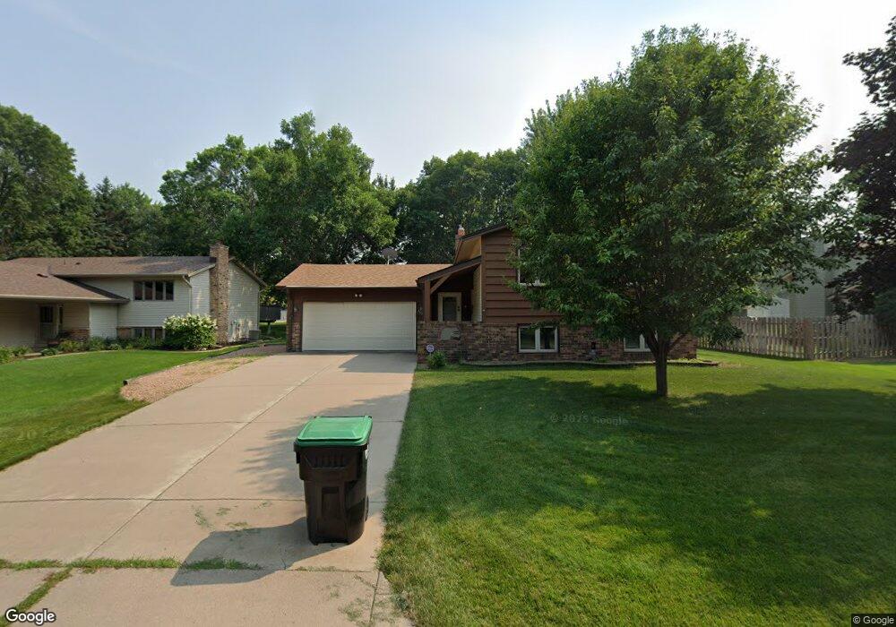 11613 100th Place N, Maple Grove, MN 55369 - photo 1
