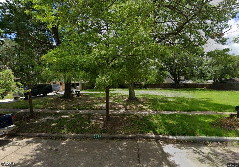 5915 Bent Bough Ln, Houston, TX 77088 - photo 1
