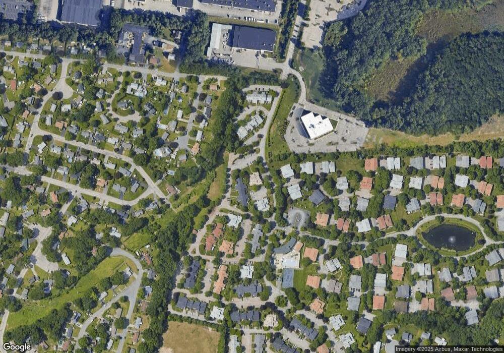 996 Williamsburg Cir unit 298, Warwick, RI 02886 - photo 1