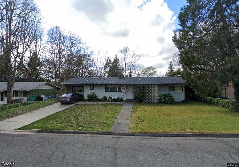 772 NE 12th St, Grants Pass, OR 97526 - photo 1