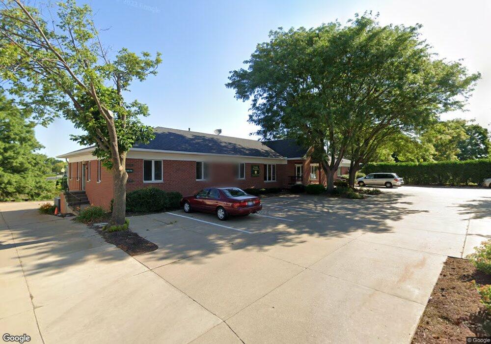 1912 Middle Rd unit 300, Bettendorf, IA 52722 - photo 1