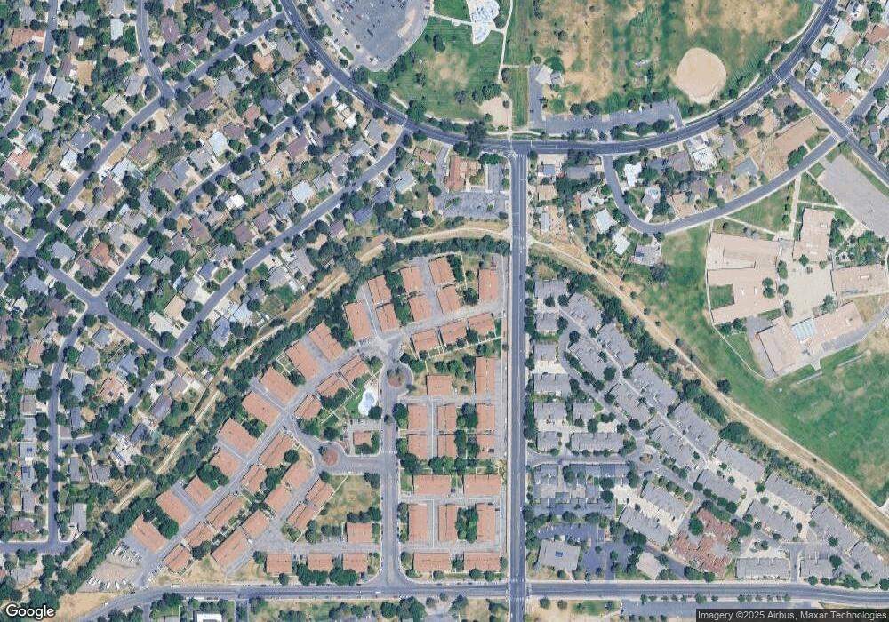 12043 E Canal Dr, Aurora, CO 80011 - photo 1