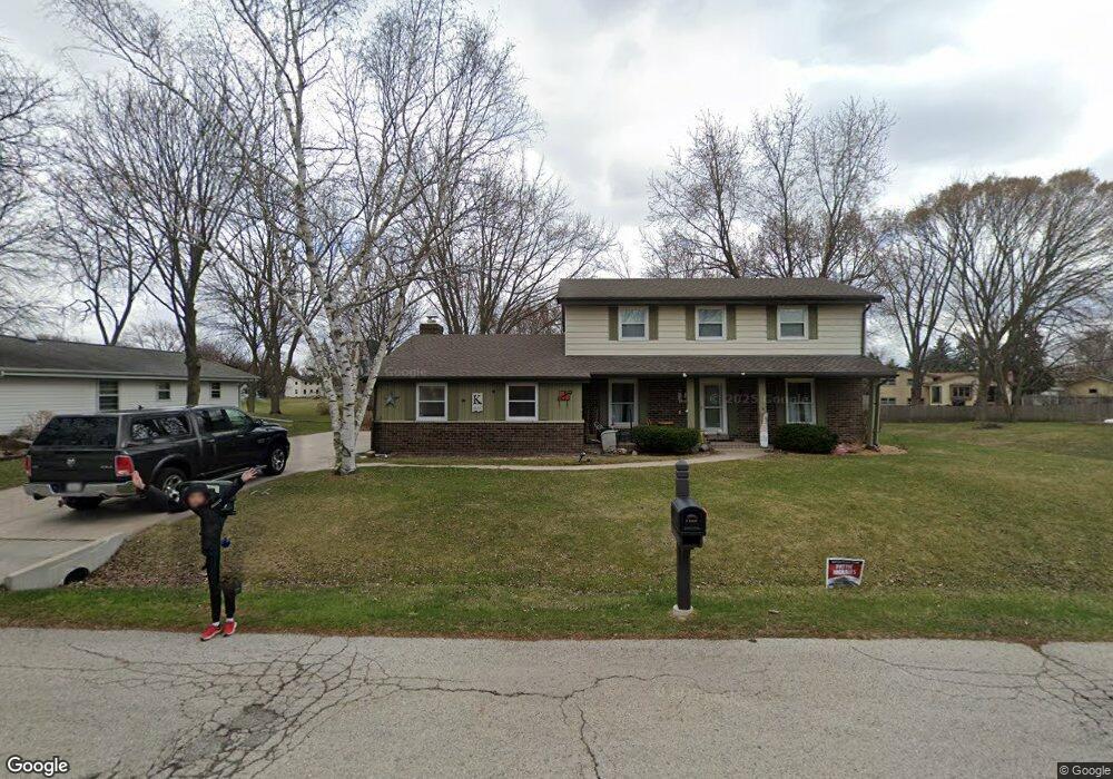 S68W13407 Bristlecone Ln, Muskego, WI 53150 - photo 1