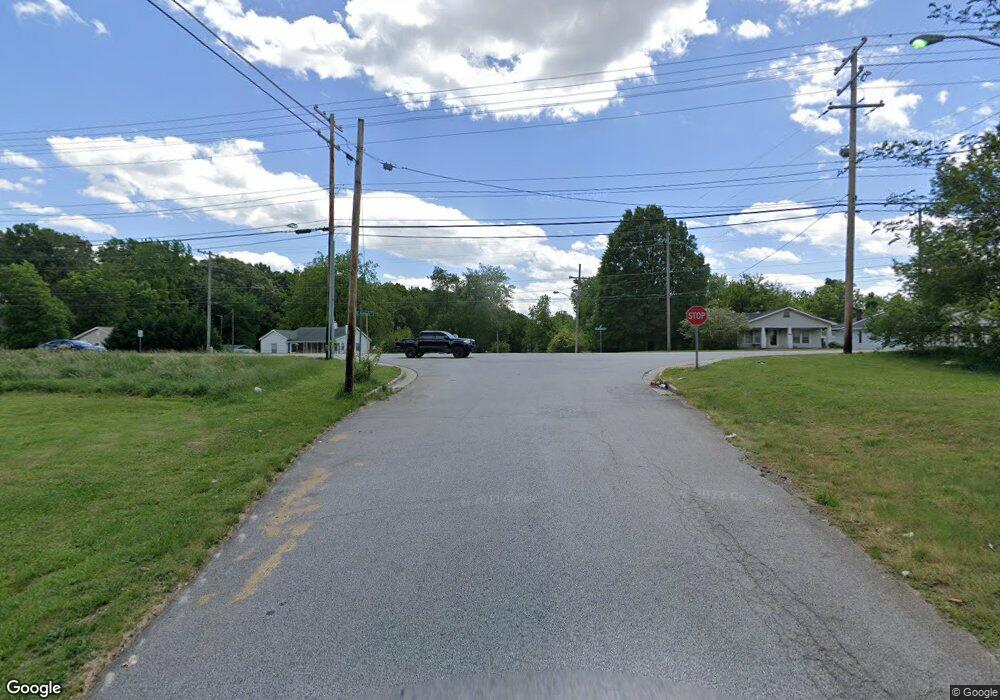 000 Spring Garden Cir, High Point, NC 27260 - photo 1