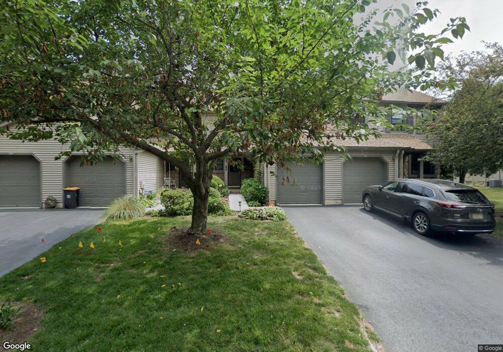 72 Manor Dr, Princeton, NJ 08540 - photo 1