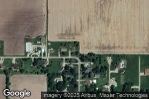 402 W North 4th St, Stewardson, IL 62463