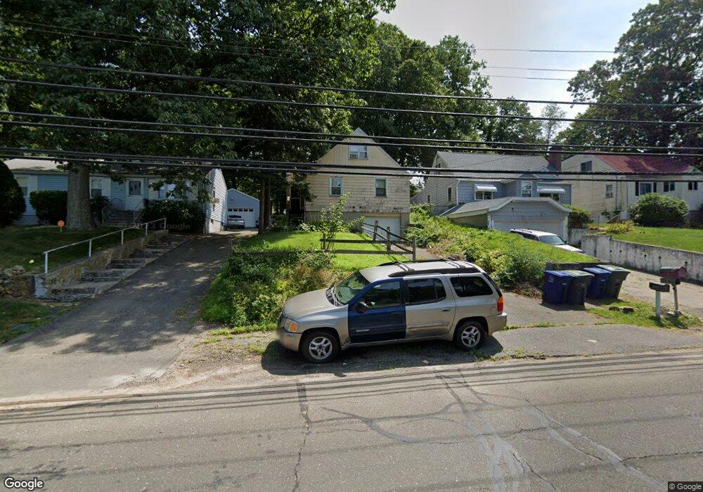 1640 Chopsey Hill Rd, Bridgeport, CT 06606 - photo 1