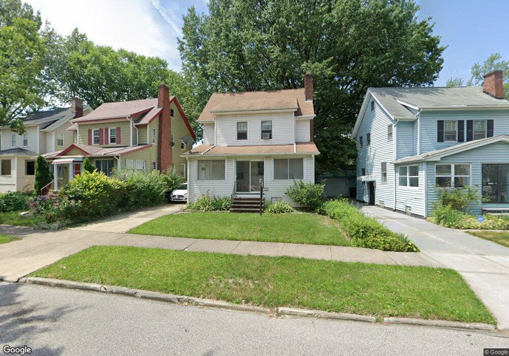 928 Whitby Rd, Cleveland, OH 44112 - photo 1