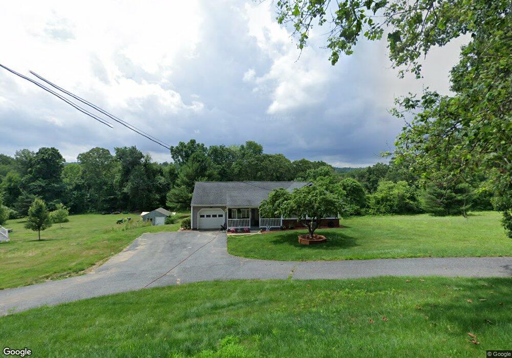 29 Blackstone St, Sutton, MA 01590 - photo 1