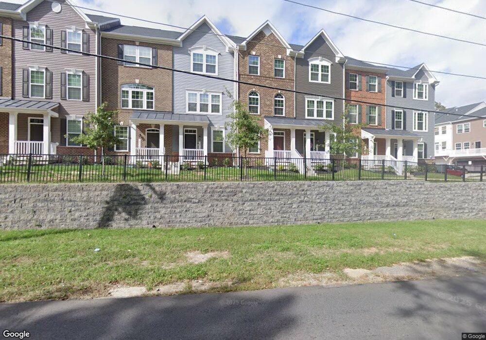 18406 Old Triangle Rd, Triangle, VA 22172 - photo 1