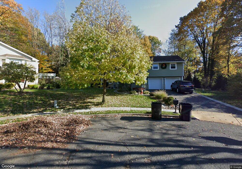 394 Wagner Ct, Paramus, NJ 07652 - photo 1