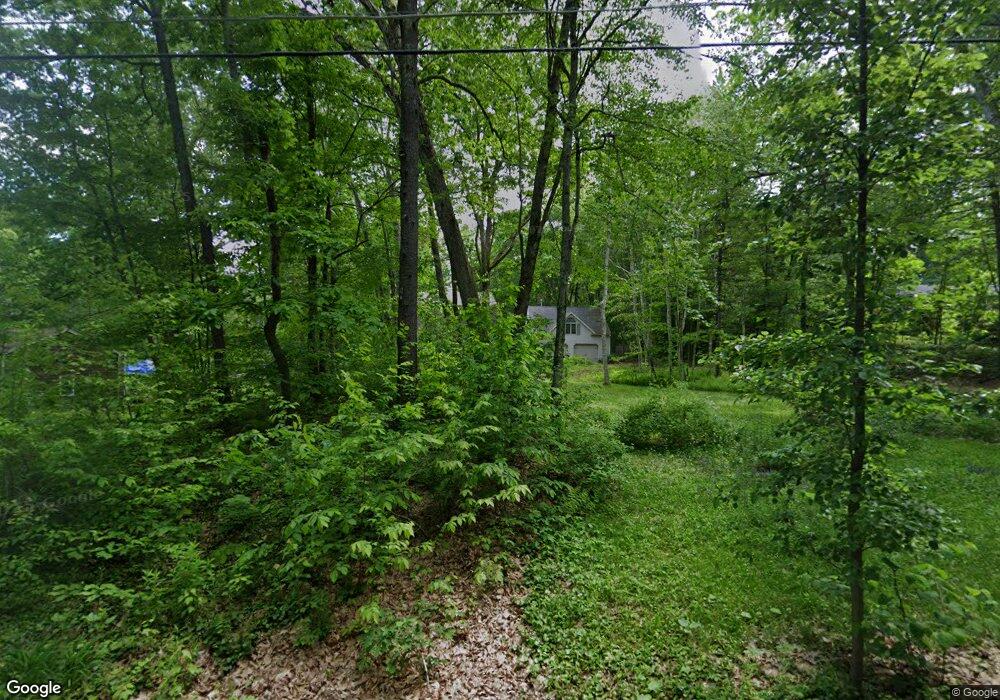 113 Walnut Hill Rd, Derry, NH 03038 - photo 1