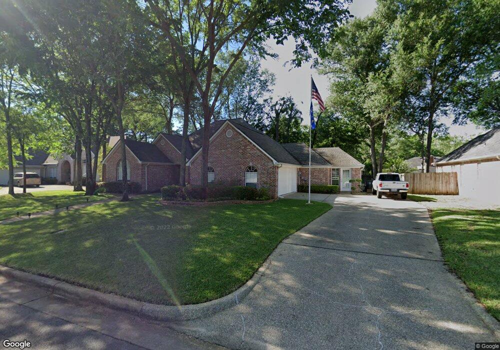 1220 Parkview Dr, Tyler, TX 75703 - photo 1