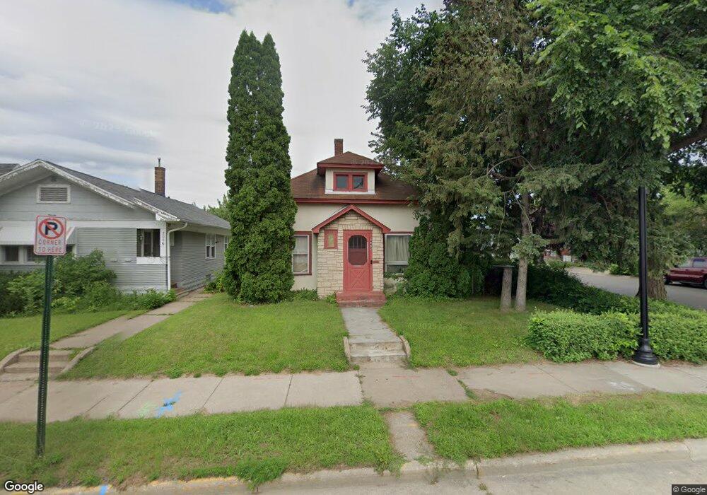 2002 George St, La Crosse, WI 54603 - photo 1