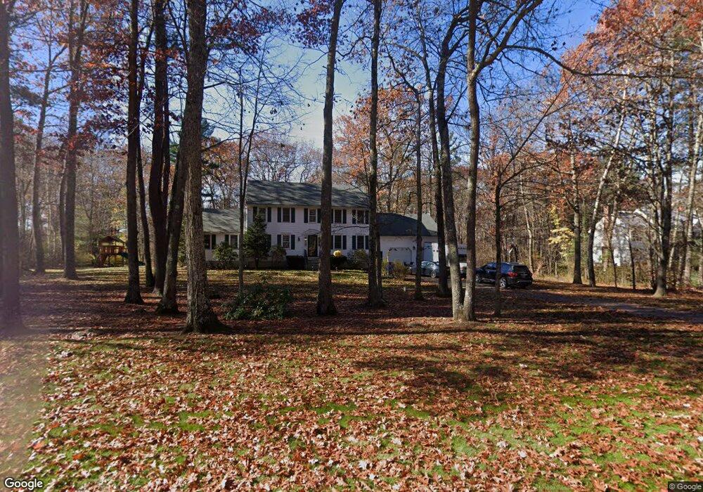 15 Hazelnut Ln, Londonderry, NH 03053 - photo 1