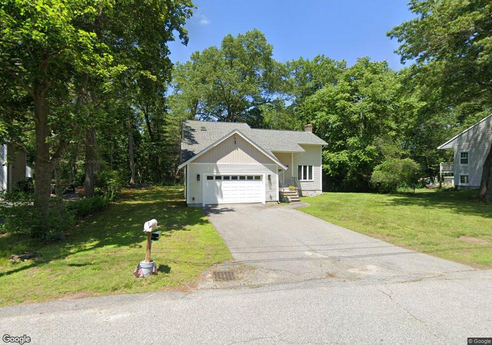 31 Stevens St, Dracut, MA 01826 - photo 1