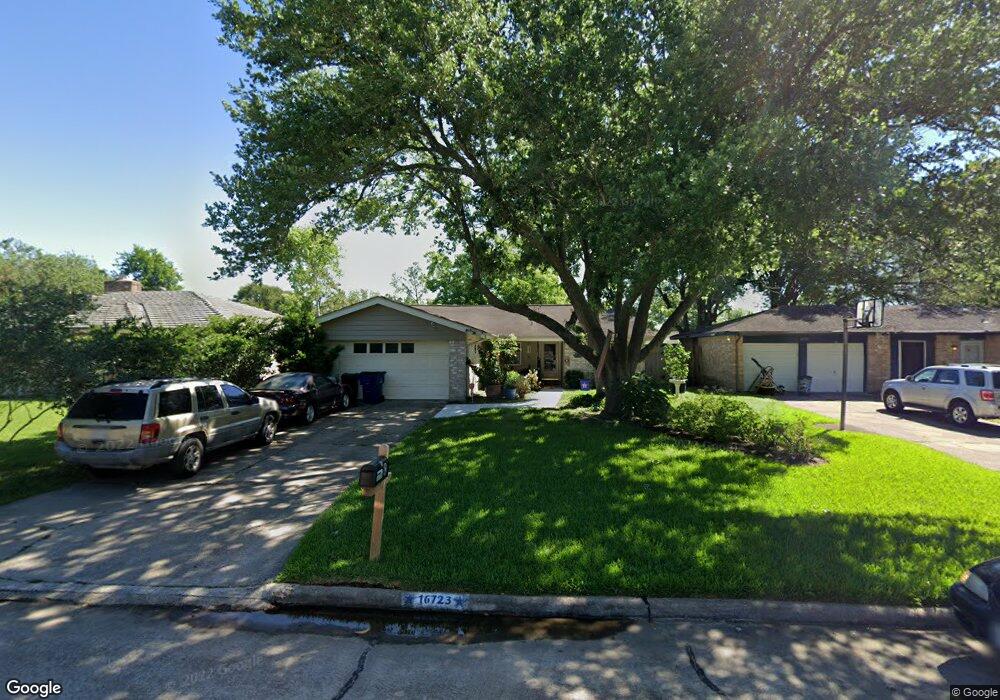 16723 Tibet Rd, Friendswood, TX 77546 - photo 1