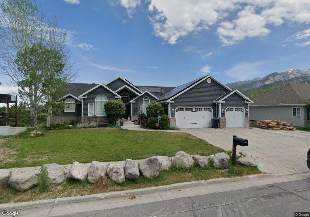 2569 Oak Grove Dr, Sandy, UT 84092 - photo 1