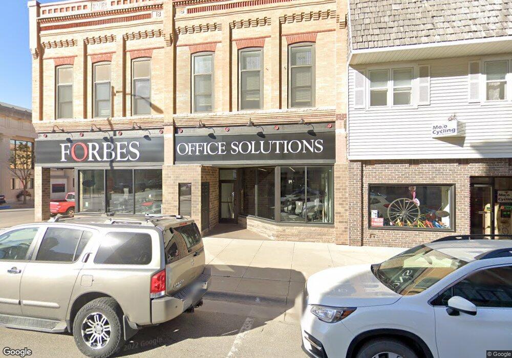 102 N 2nd Ave E, Newton, IA 50208 - photo 1