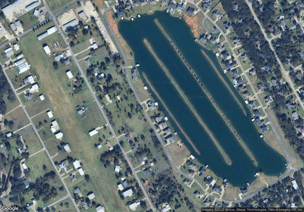 3706 Upper Lake Cir, Granbury, TX 76049 - photo 1