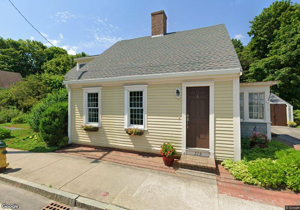 228 Court St, Plymouth, MA 02360 - photo 1