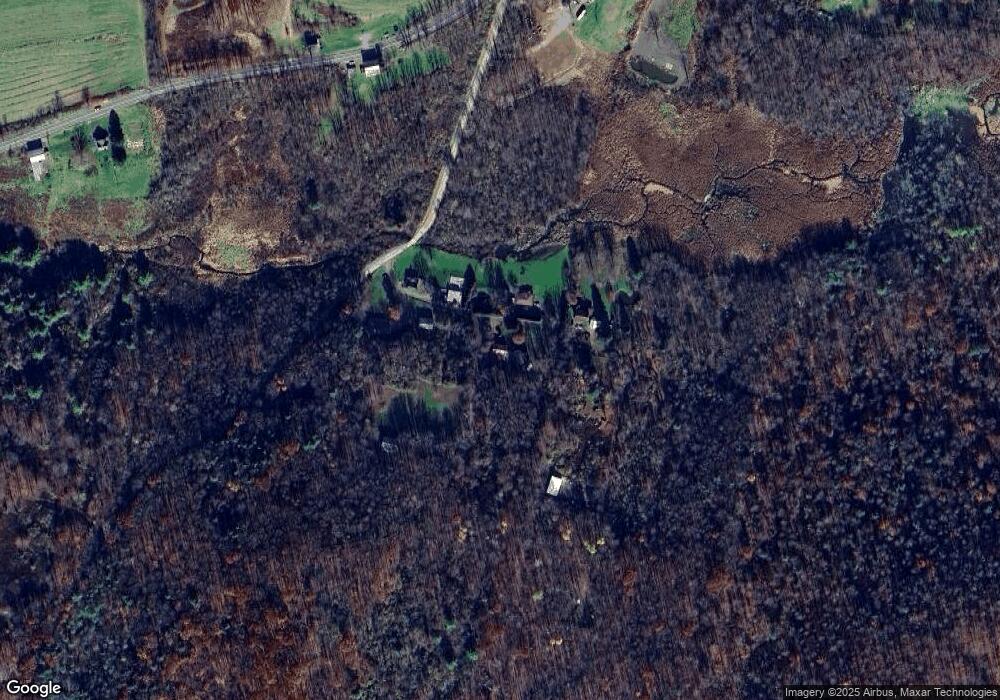 132 Cherrywood Ln, Dalton, PA 18414 - photo 1