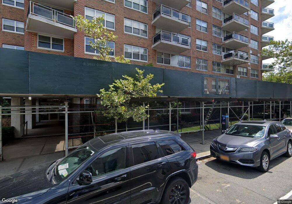 70-31 108th St unit 14B, Forest Hills, NY 11375 - photo 1