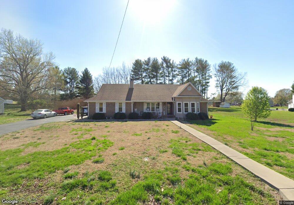 312 Meadowlark Dr, Shelbyville, TN 37160 - photo 1