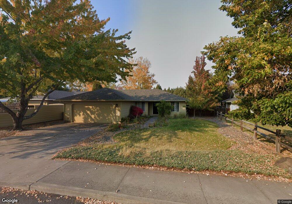 61883 Avonlea Cir, Bend, OR 97702 - photo 1