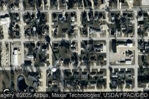 105 2nd Ave Unit 1 & Apt 2, New Hampton, IA 50659