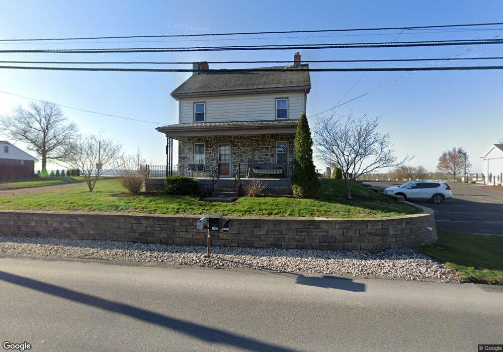 1061 Martindale Rd, Ephrata, PA 17522 - photo 1