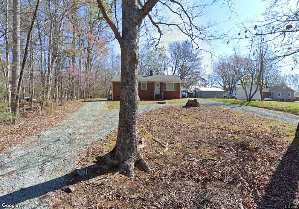 806 N Fir Ave, Siler City, NC 27344 - photo 1