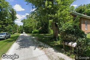 64 Center St, Bluffs, IL 62621