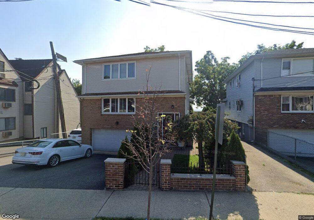 653 Hackensack St, Carlstadt, NJ 07072 - photo 1